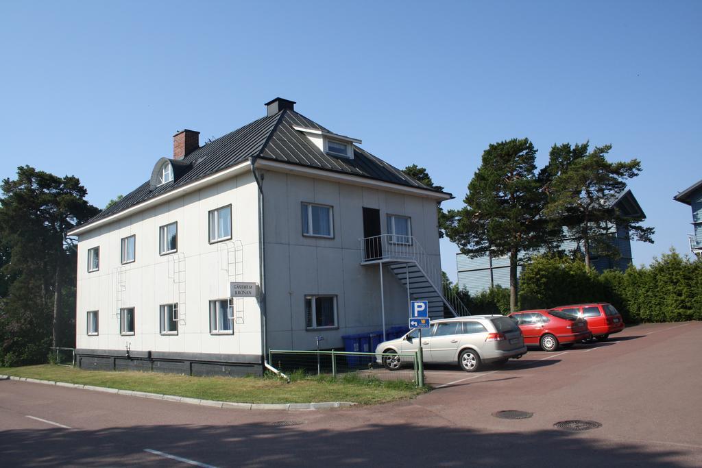 Gaesthem Kronan Bed & Breakfast Mariehamn Room photo