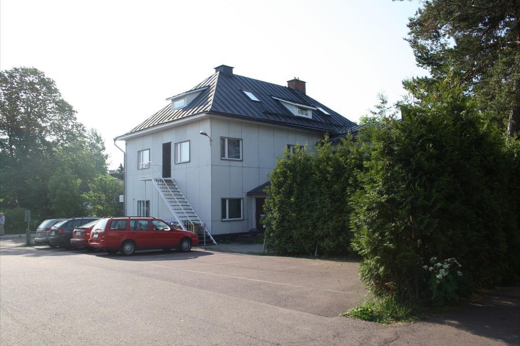 Gaesthem Kronan Bed & Breakfast Mariehamn Exterior photo