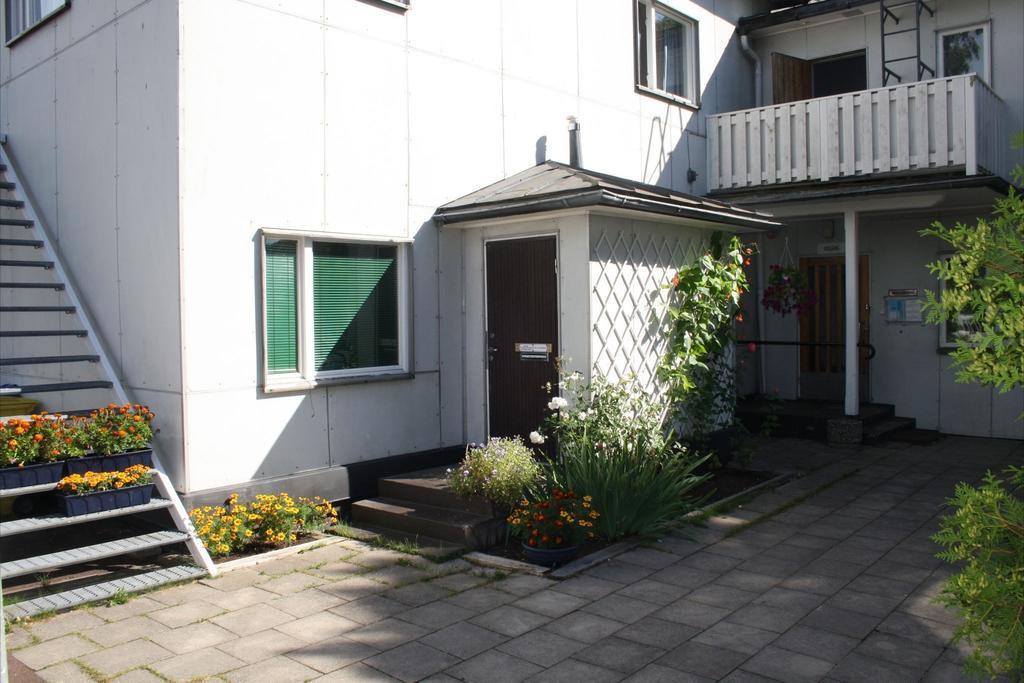 Gaesthem Kronan Bed & Breakfast Mariehamn Exterior photo