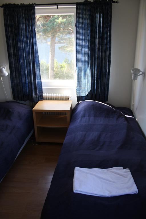 Gaesthem Kronan Bed & Breakfast Mariehamn Room photo